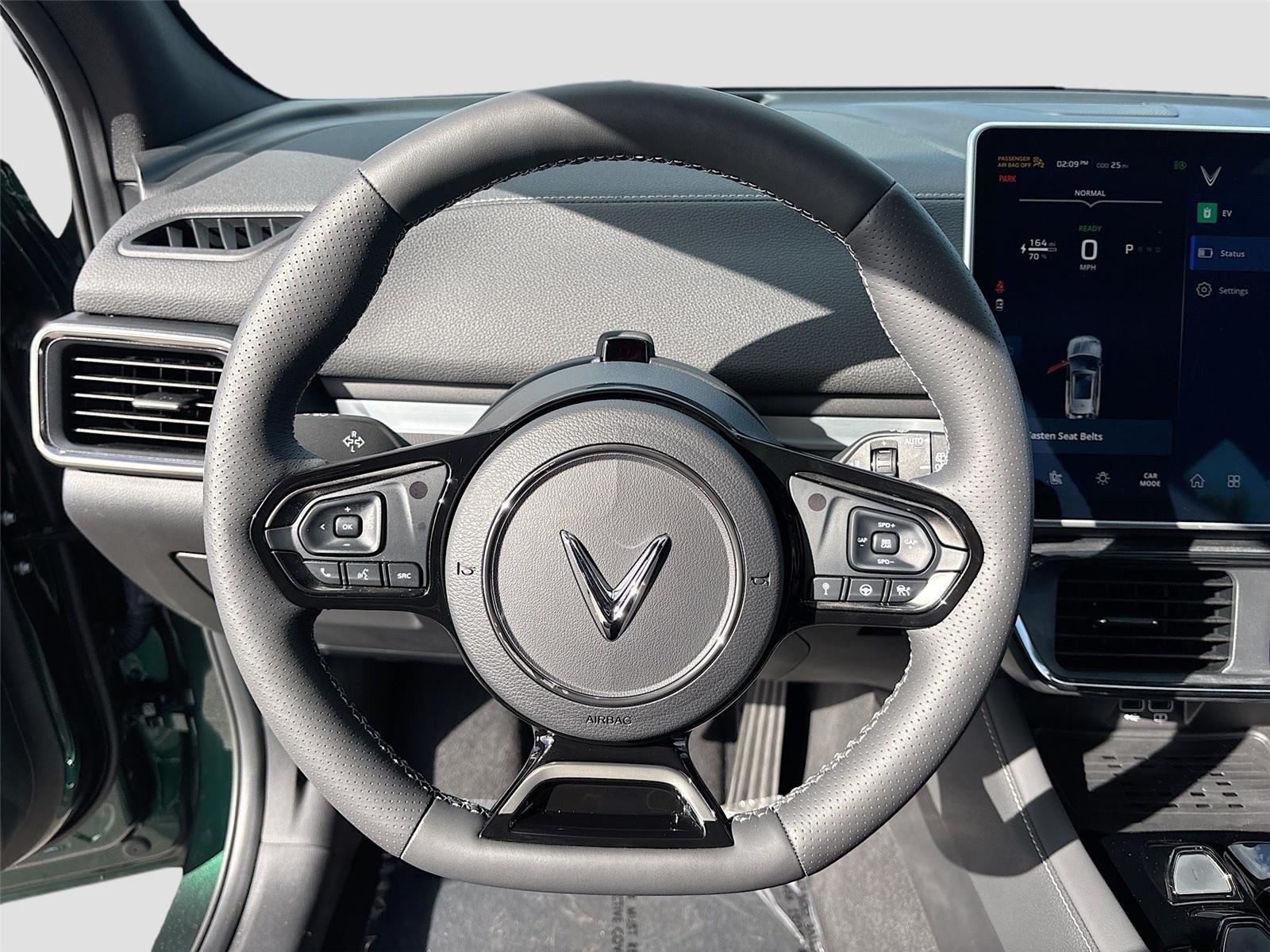 2025 VinFast VF 8 Plus