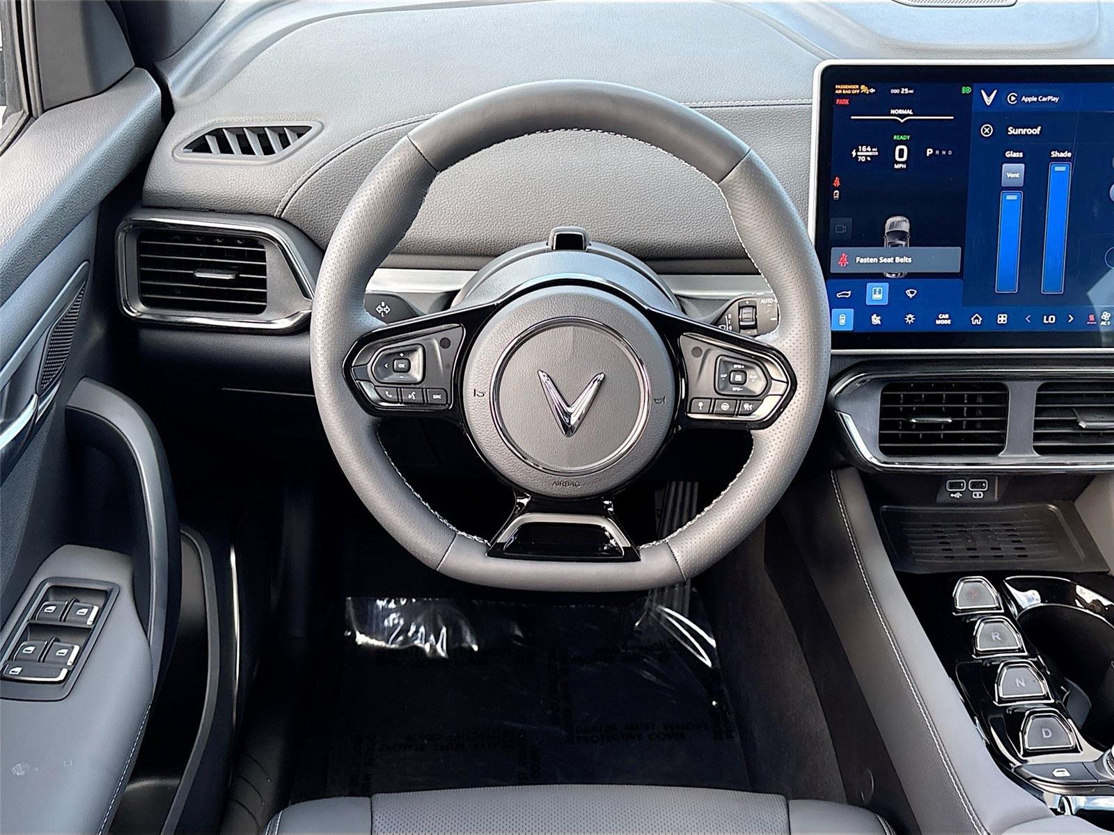 2025 VinFast VF 8 Plus