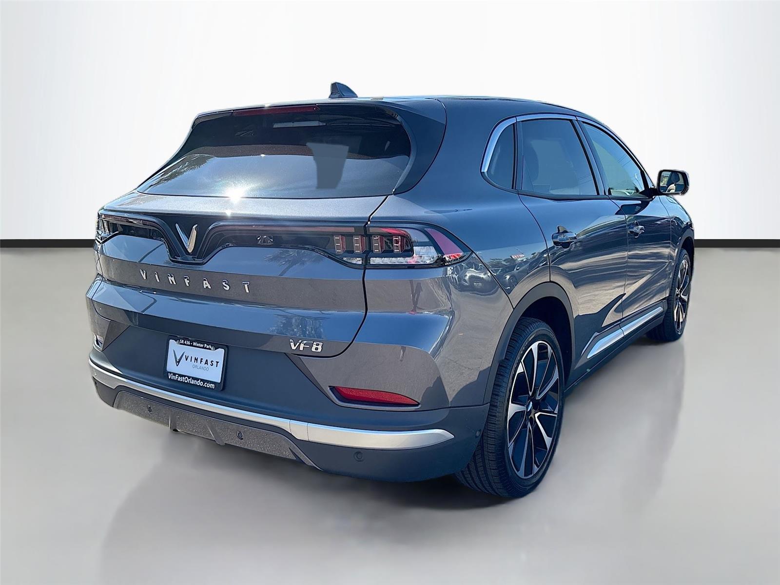 2025 VinFast VF 8 Plus