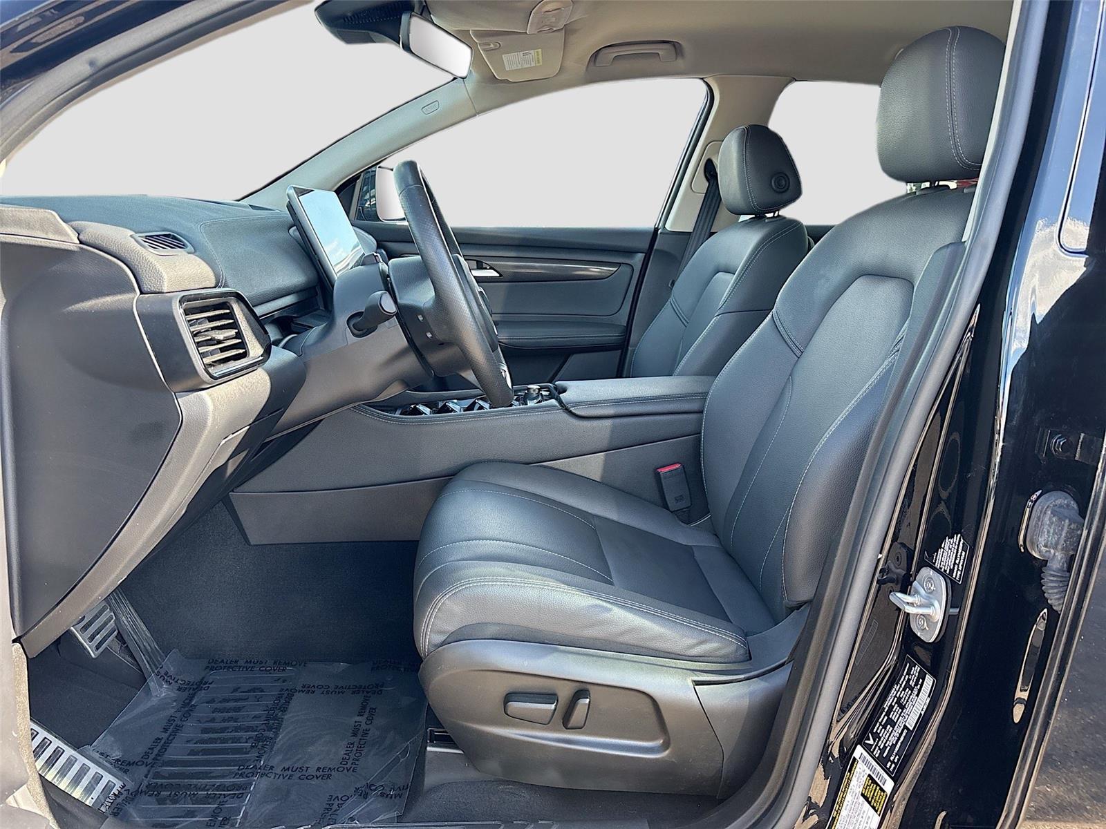 2023 VinFast VF 8 Eco