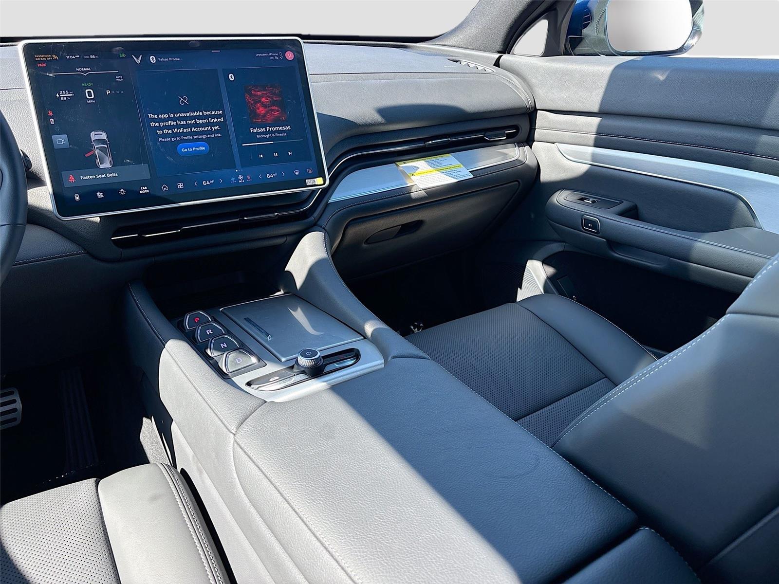 2024 VinFast VF 9 Plus