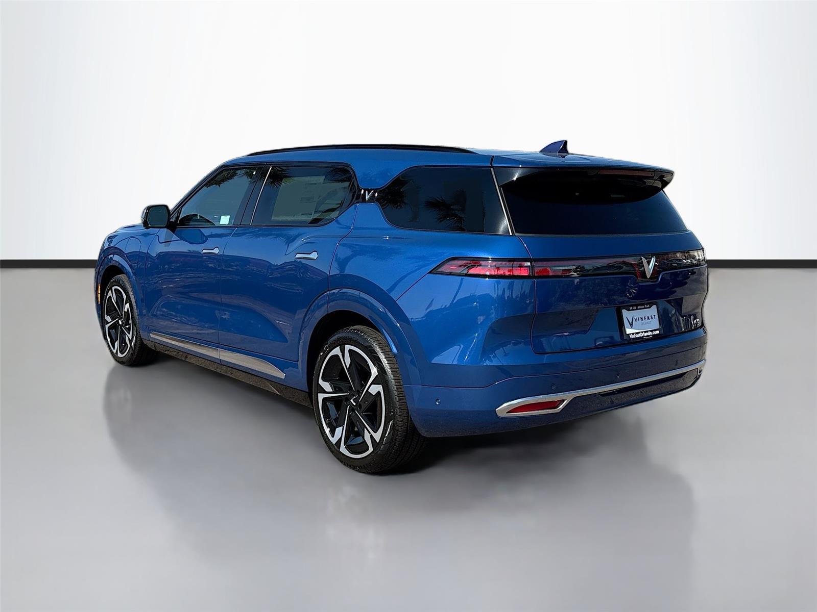 2024 VinFast VF 9 Plus