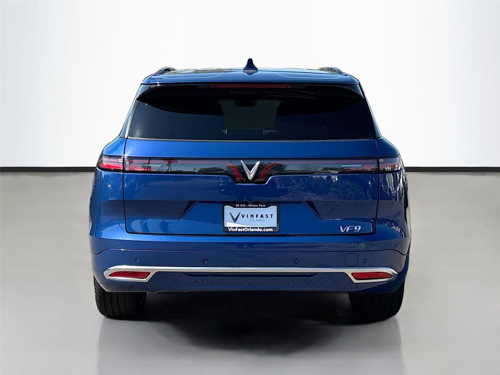 2024 VinFast VF 9 Plus