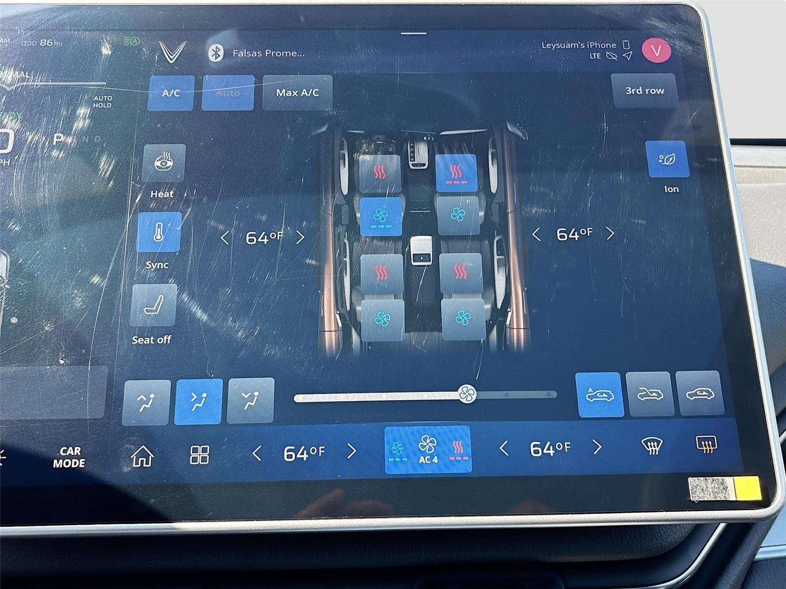 2024 VinFast VF 9 Plus