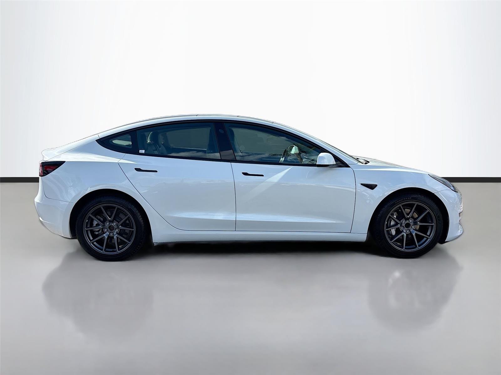 2023TESLAMODEL 3
