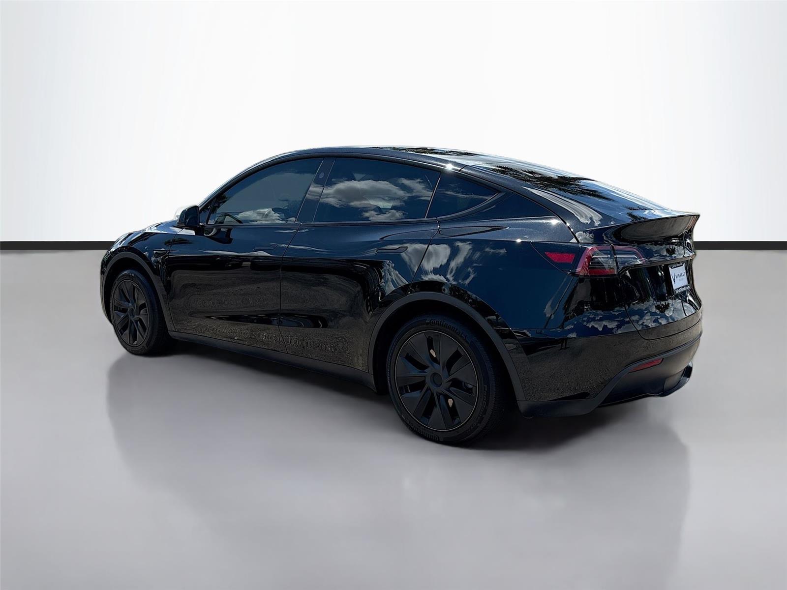 2025TeslaModel YLong Range