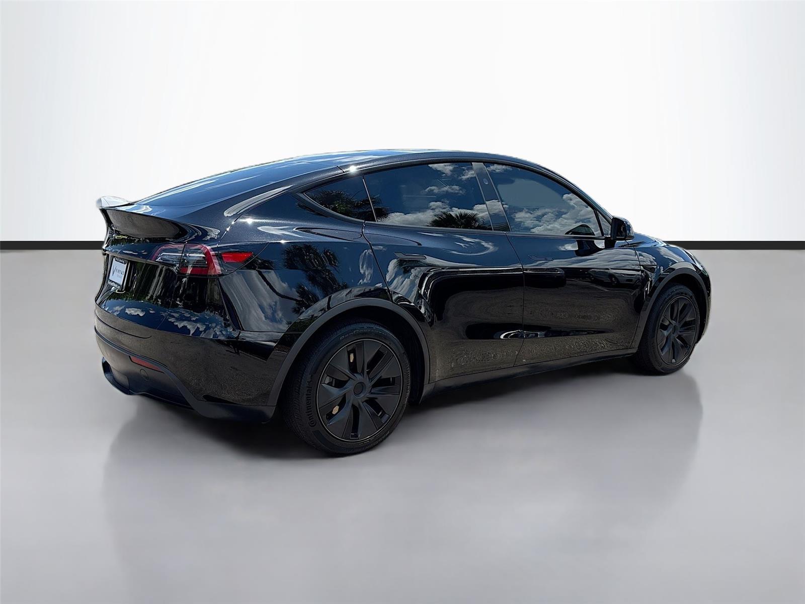 2025TeslaModel YLong Range