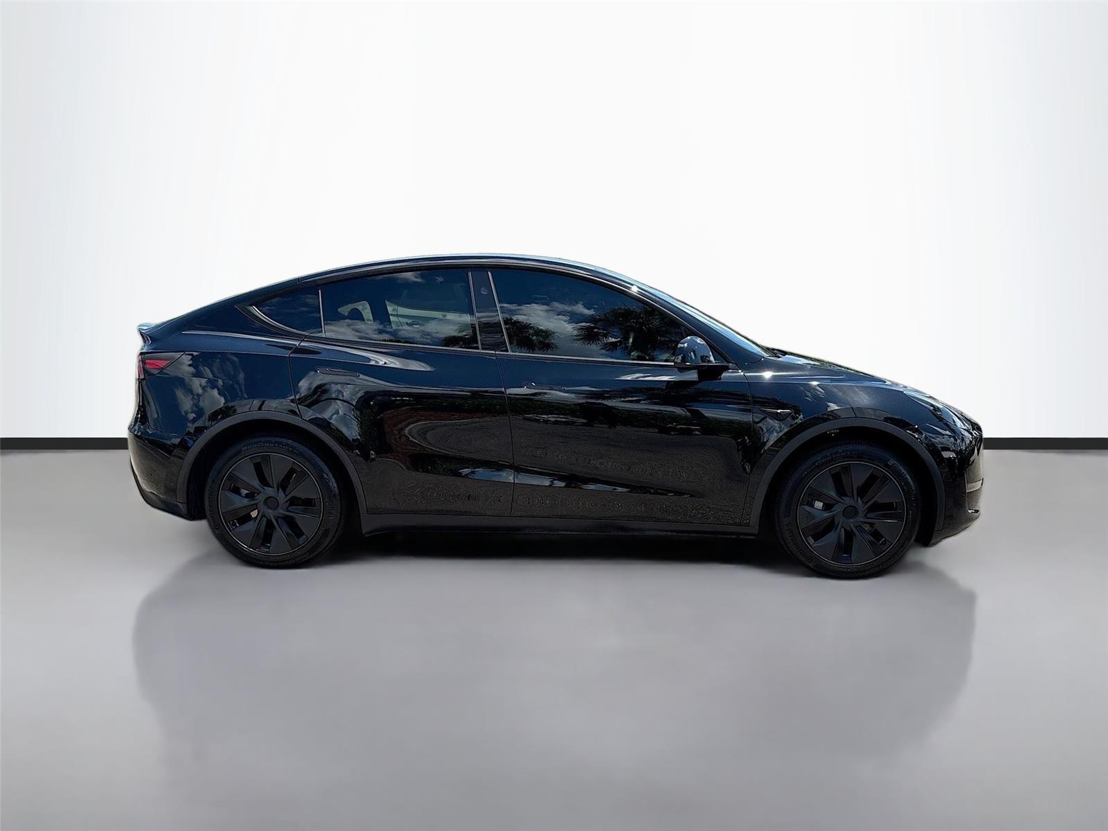 2025TeslaModel YLong Range