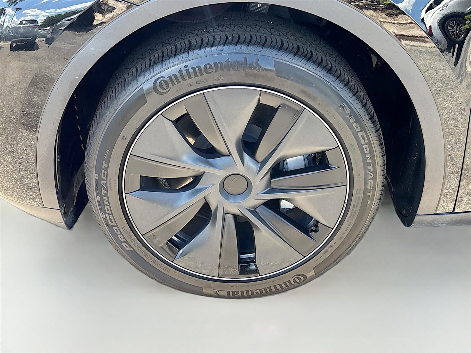 2025TeslaModel YLong Range