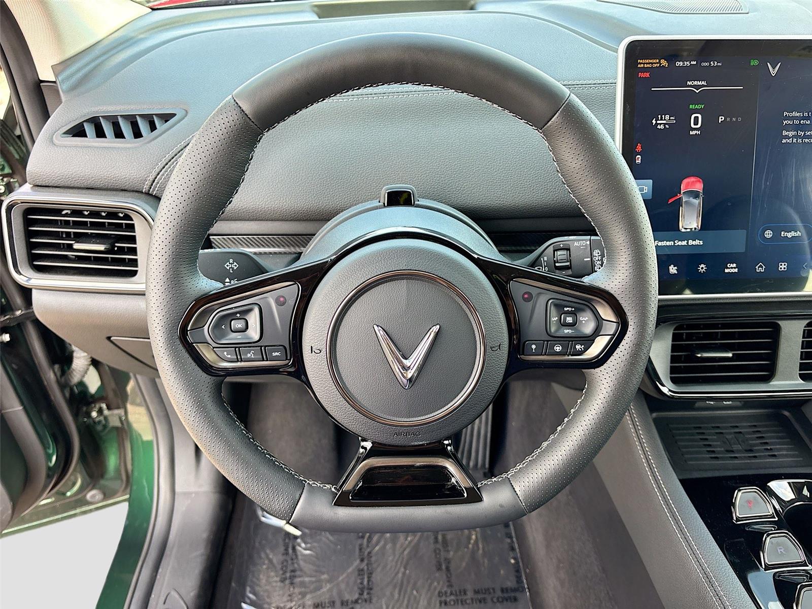 2025 VinFast VF 8 Eco