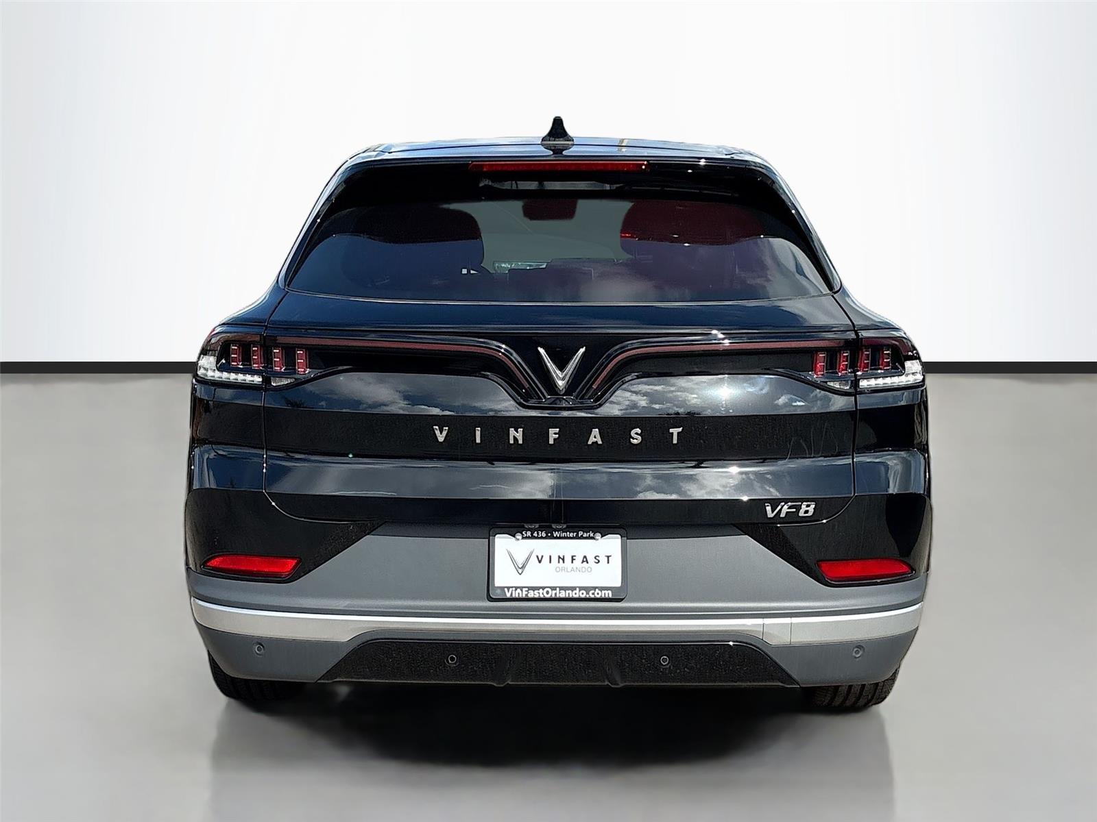 2025 VinFast VF 8 Plus