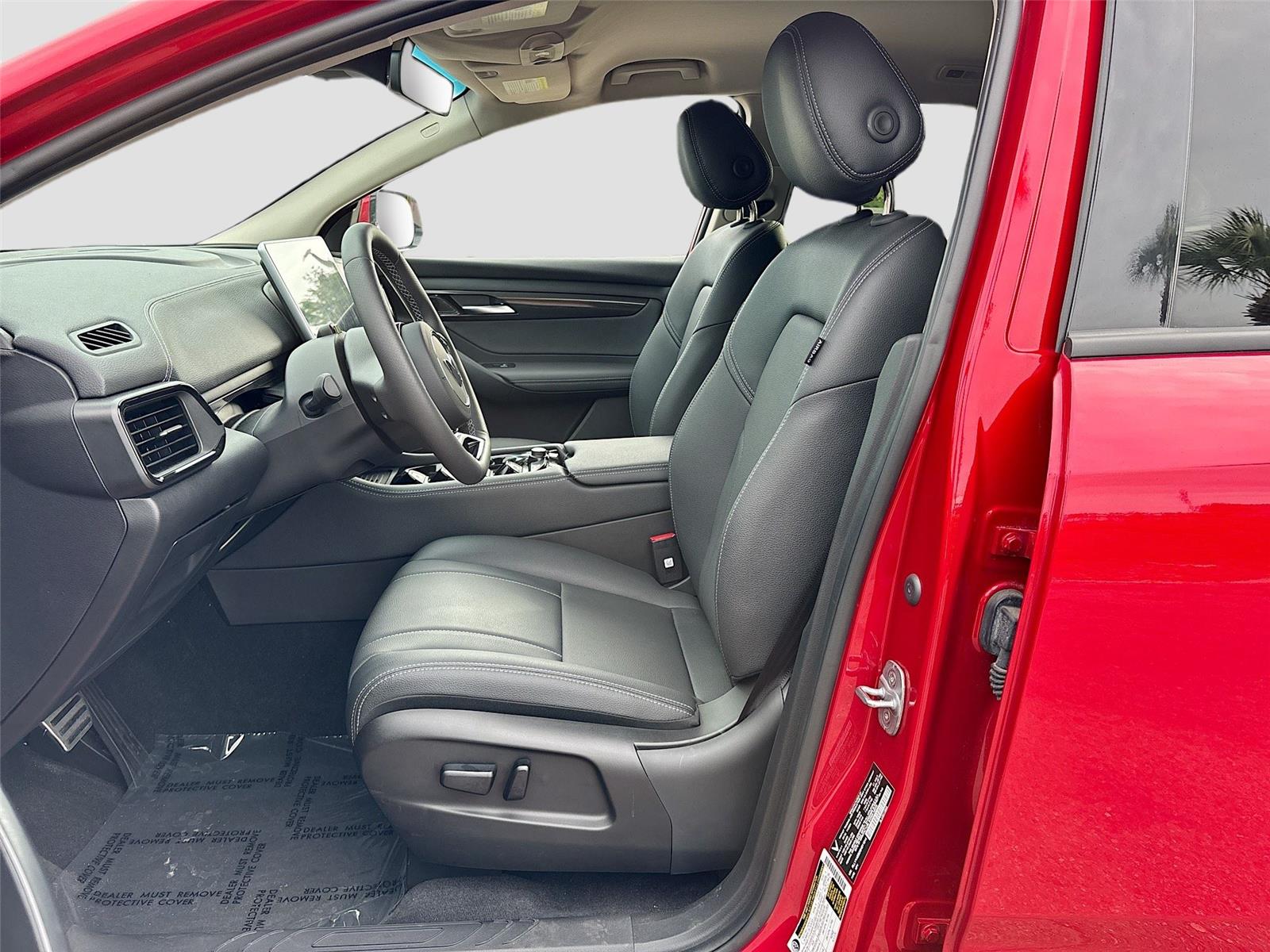 2025 VinFast VF 8 Eco