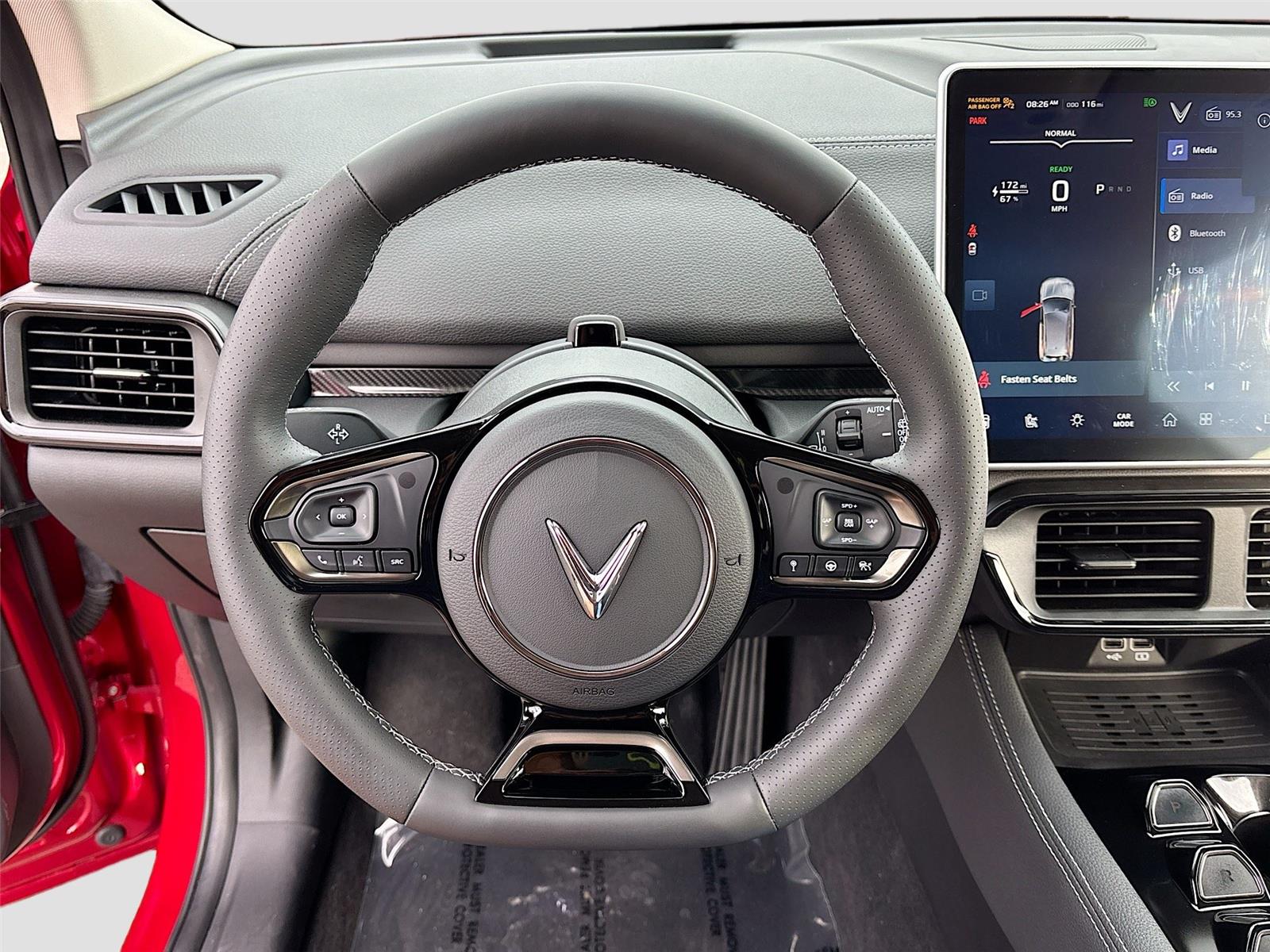 2025 VinFast VF 8 Eco