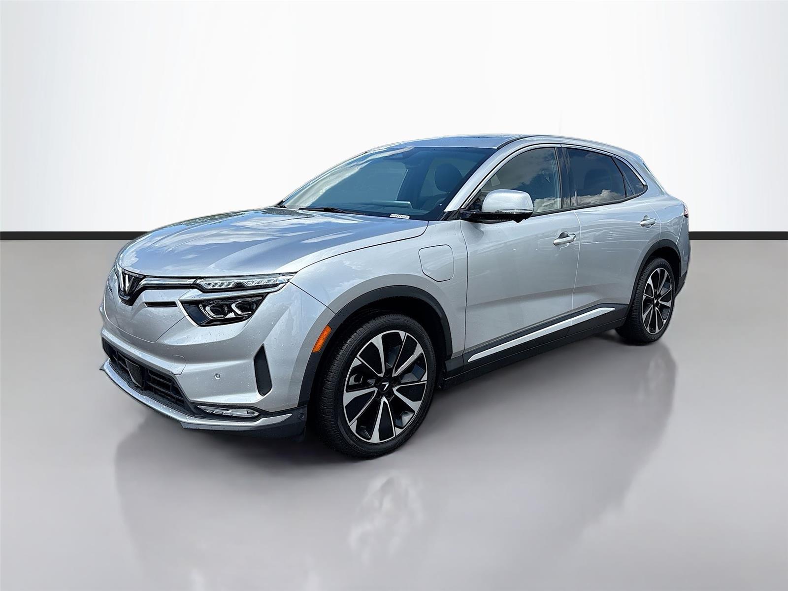 2025 VinFast VF 8 Plus