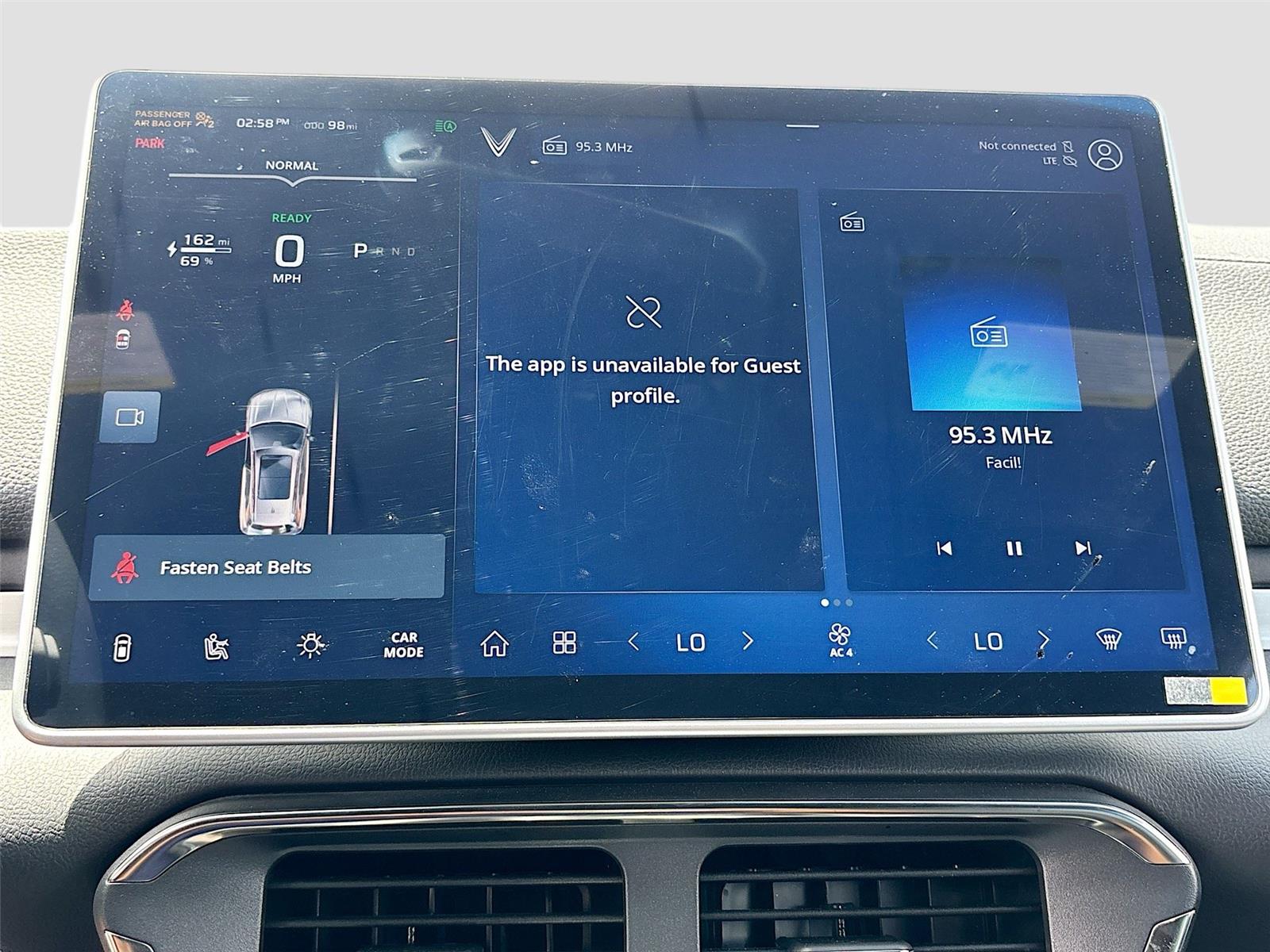 2025 VinFast VF 8 Plus
