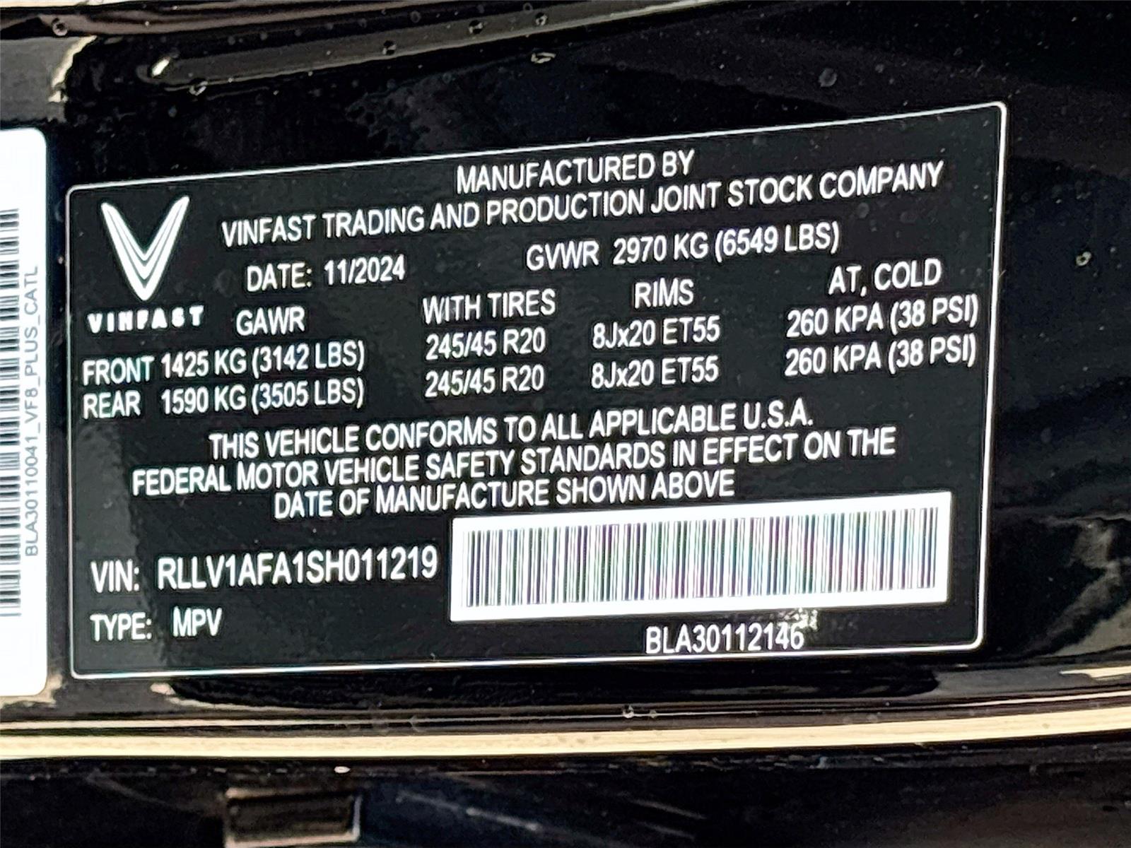 2025 VinFast VF 8 Plus
