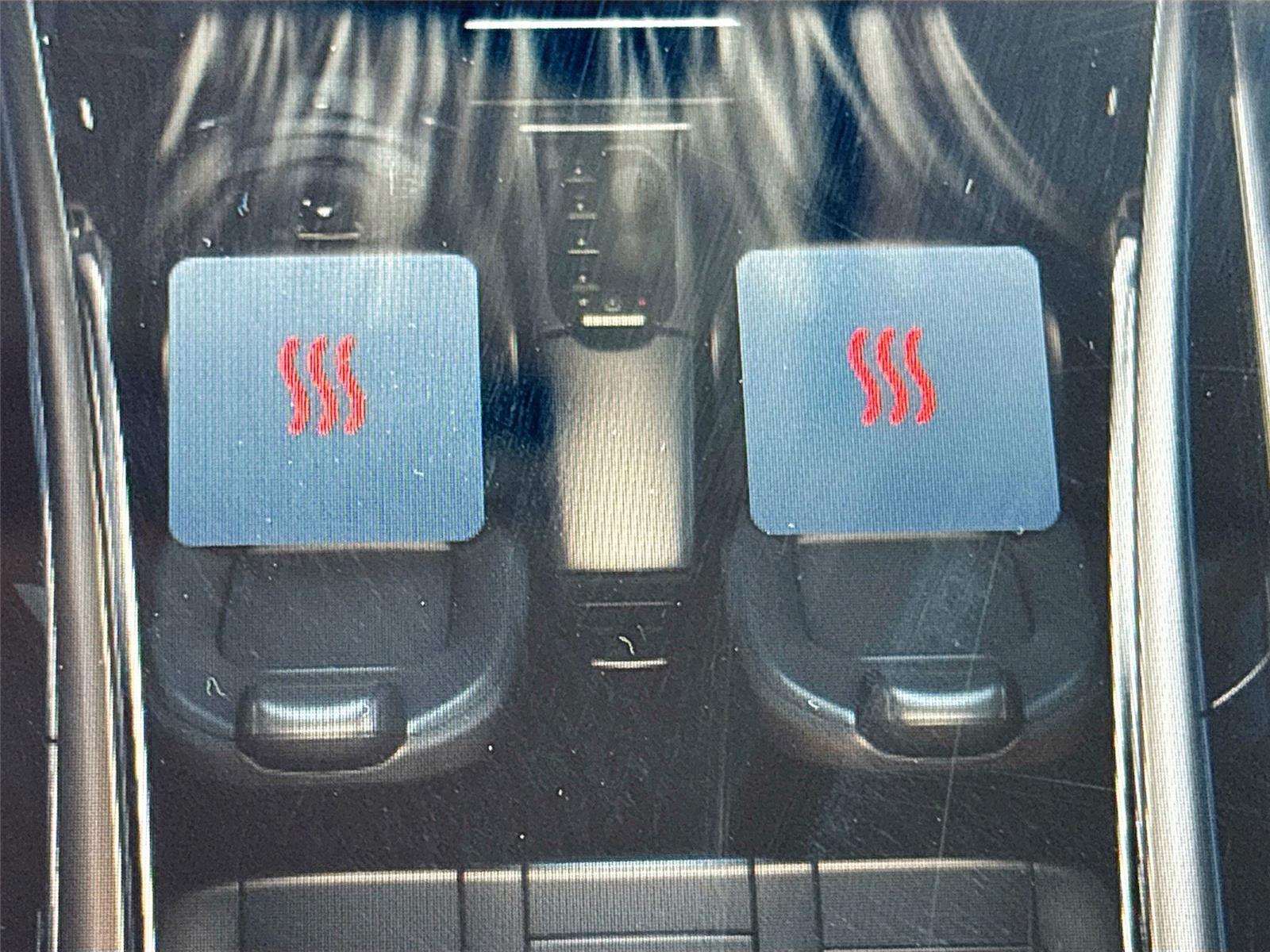 2025 VinFast VF 8 Eco