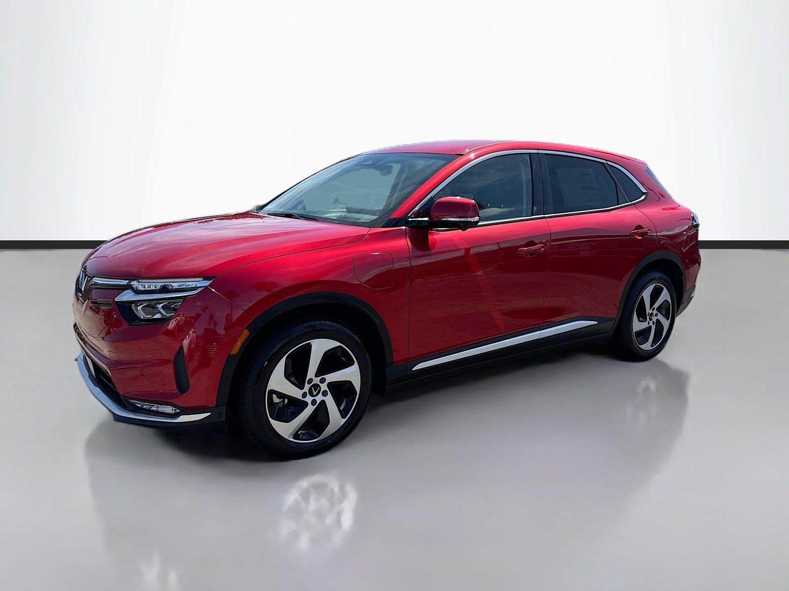 2025 VinFast VF 8 Eco