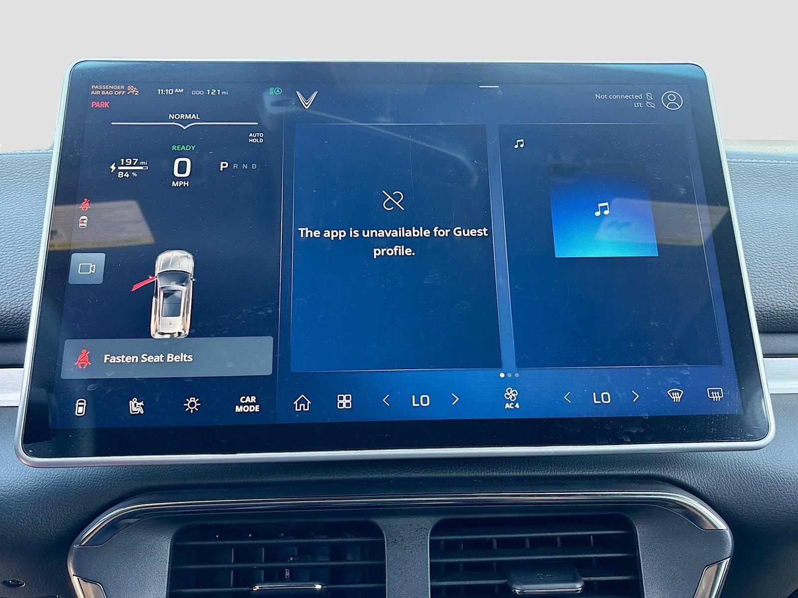 2025 VinFast VF 8 Plus