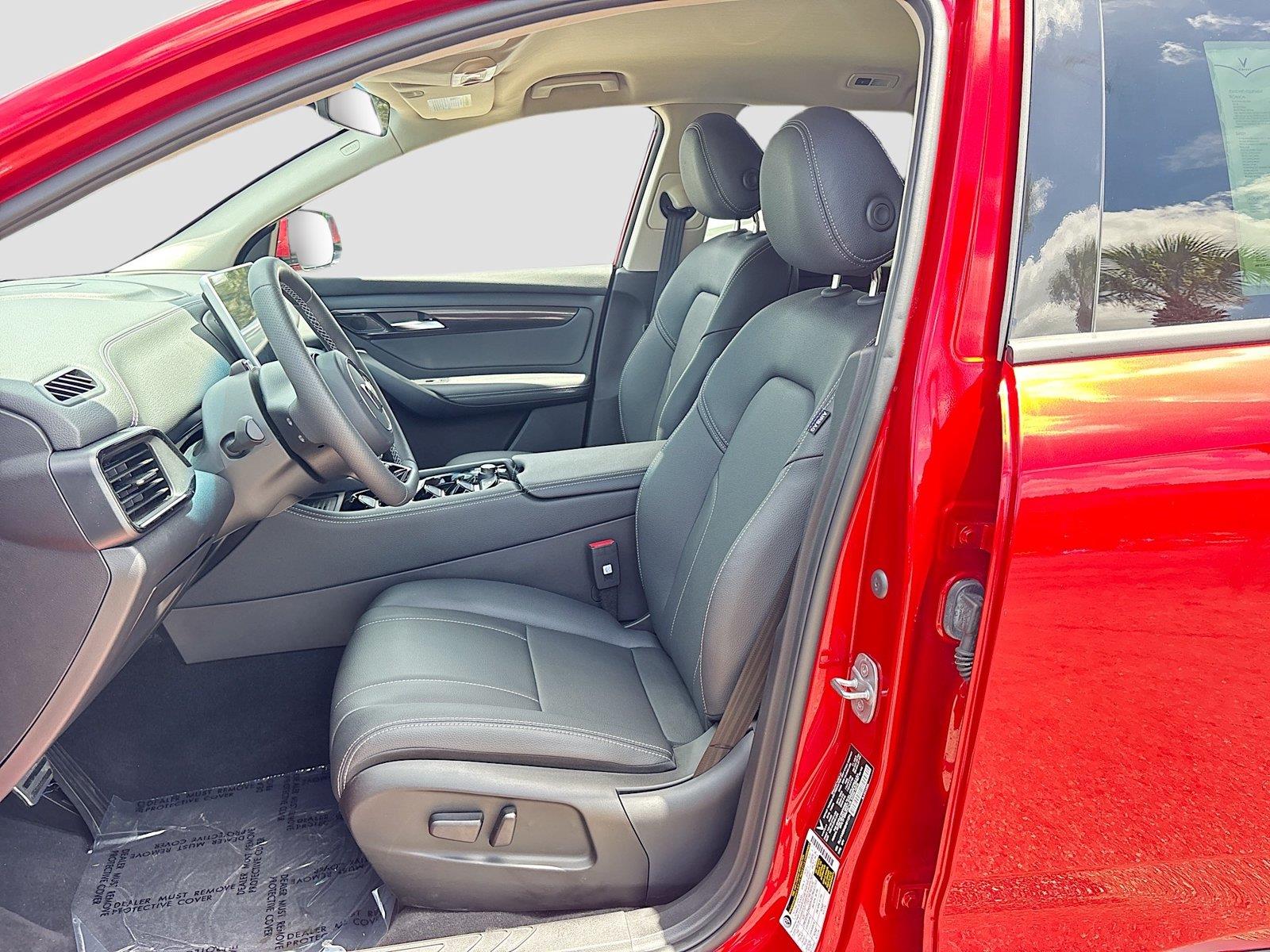 2025 VinFast VF 8 Eco