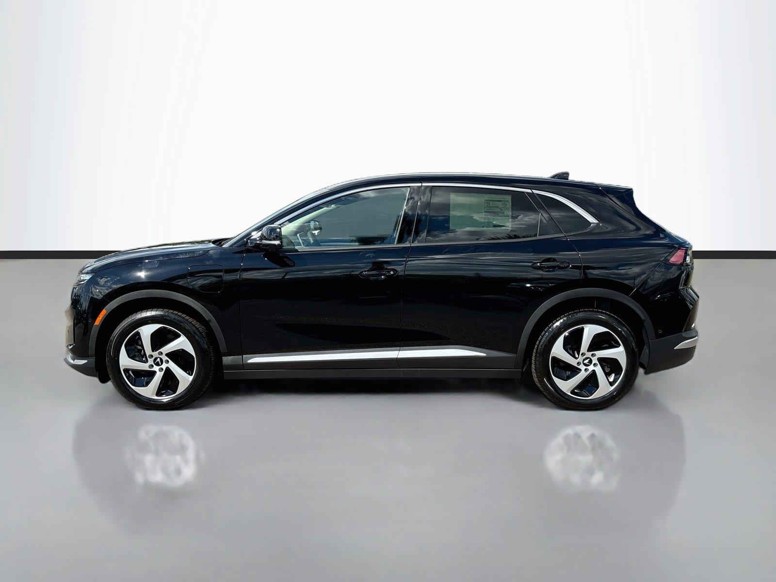2027 VinFast VF 8 Eco