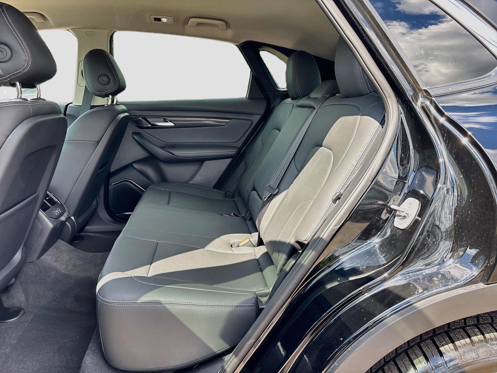 2027 VinFast VF 8 Eco