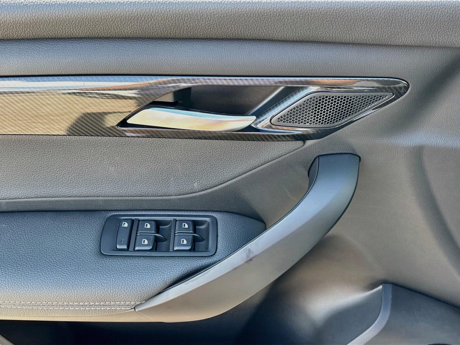 2027 VinFast VF 8 Eco