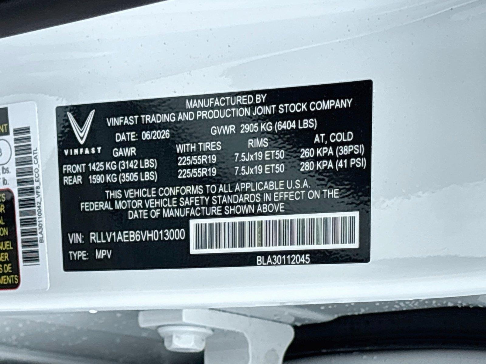 2027 VinFast VF 8 Eco
