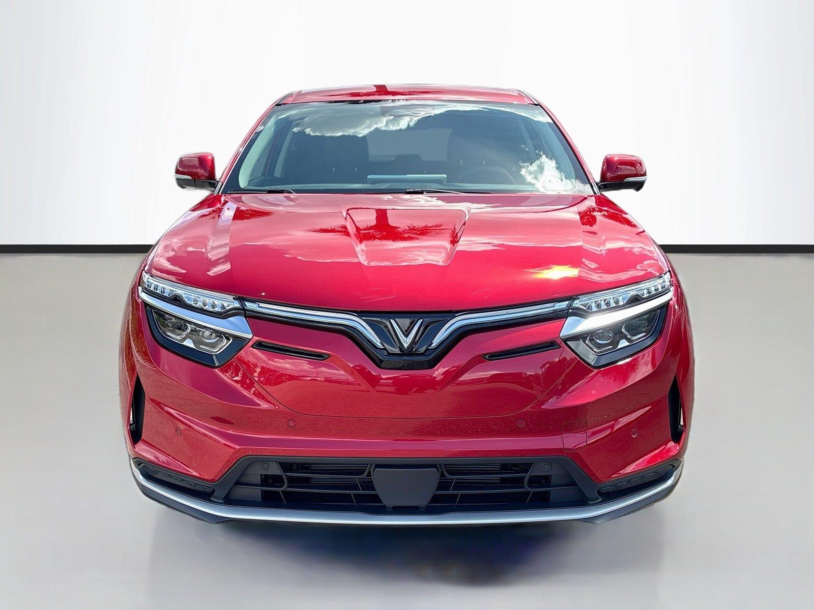 2027 VinFast VF 8 Eco