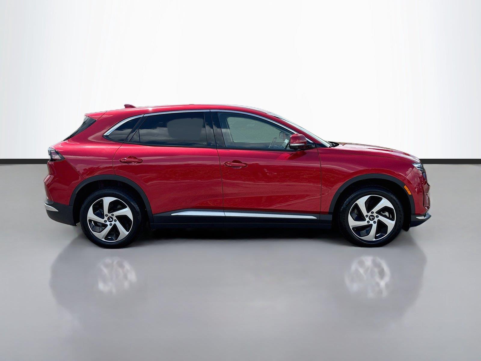 2027 VinFast VF 8 Eco