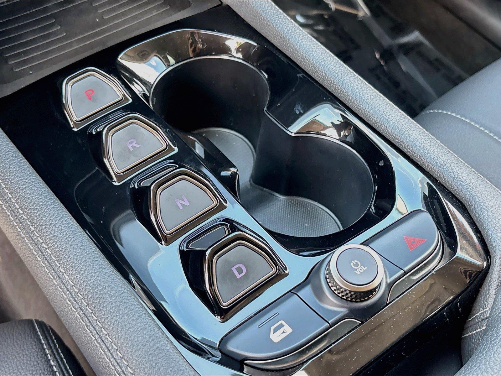 2027 VinFast VF 8 Eco