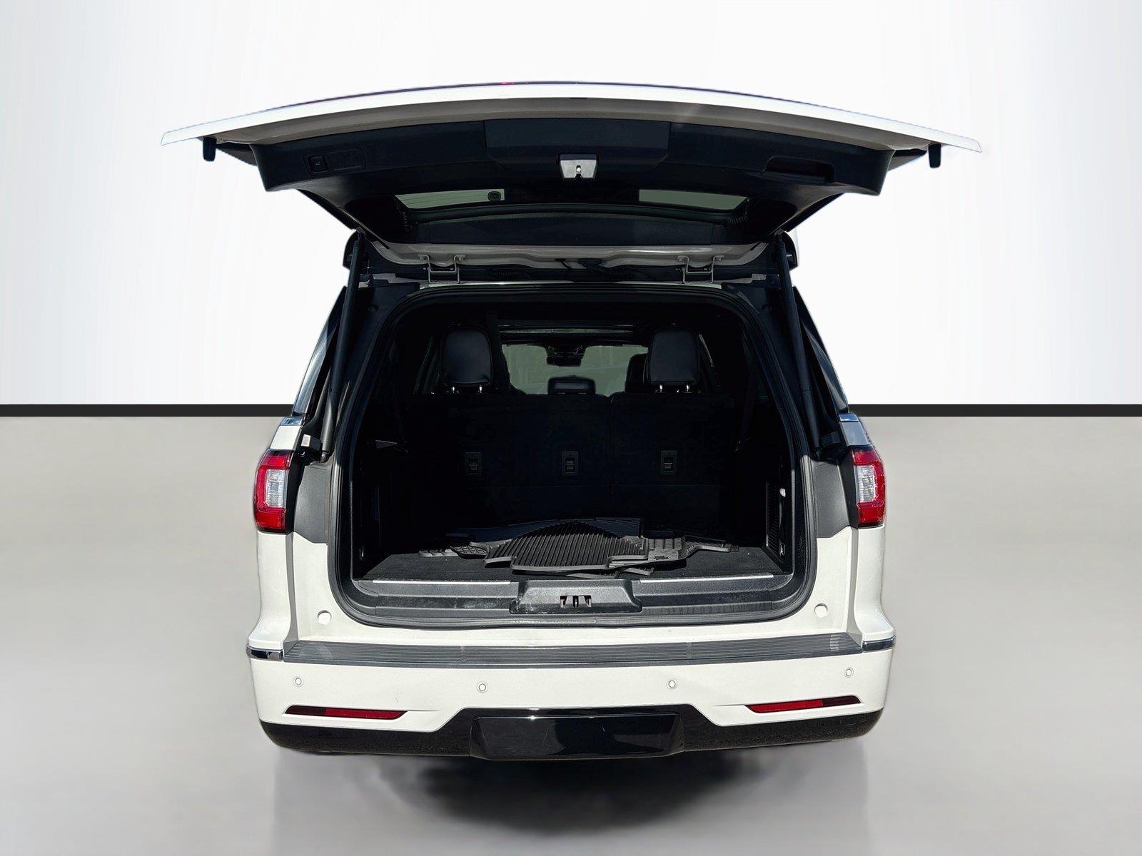 2021 Lincoln Navigator L Reserve