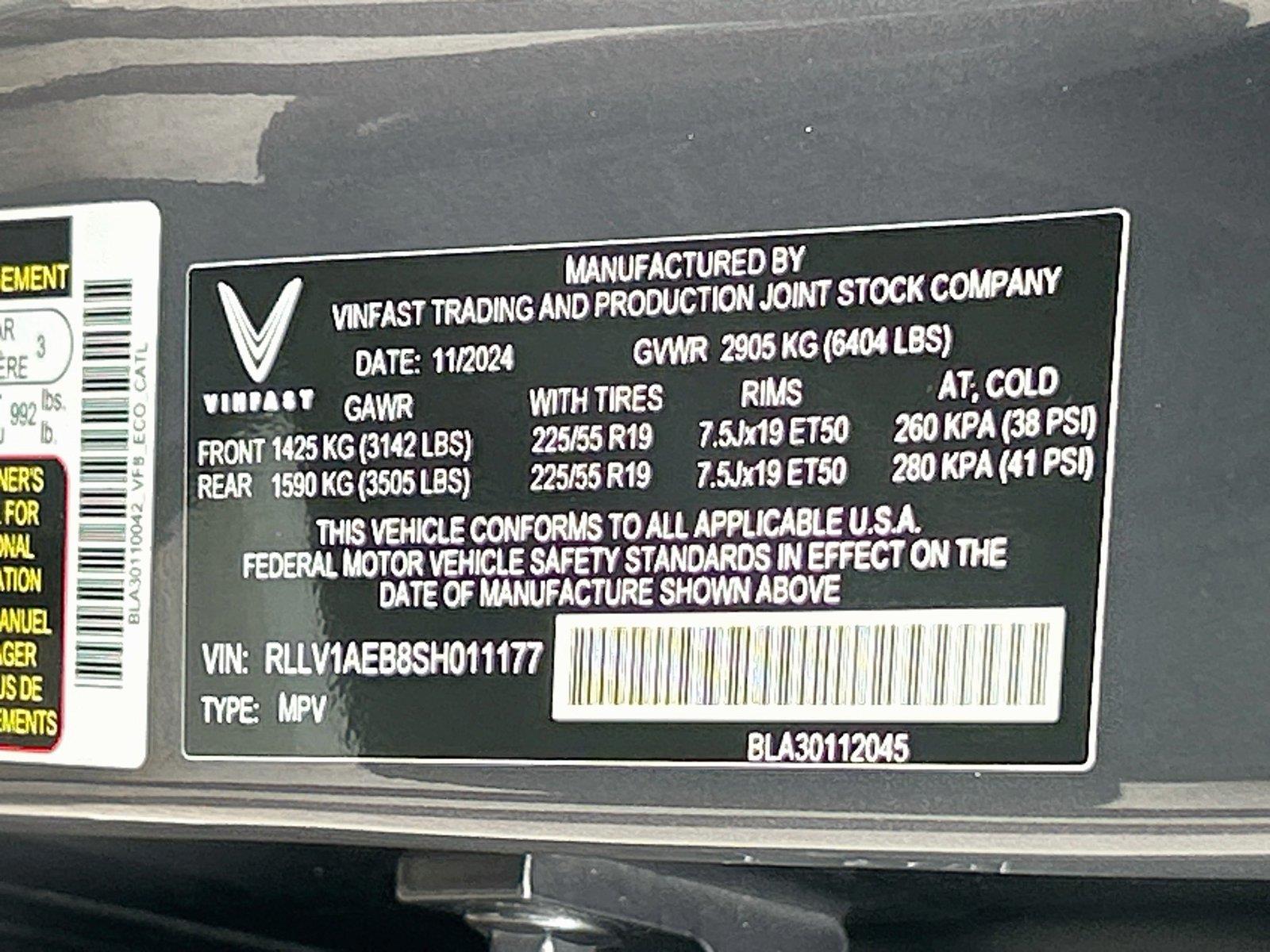 2025VinFastVF 8Eco