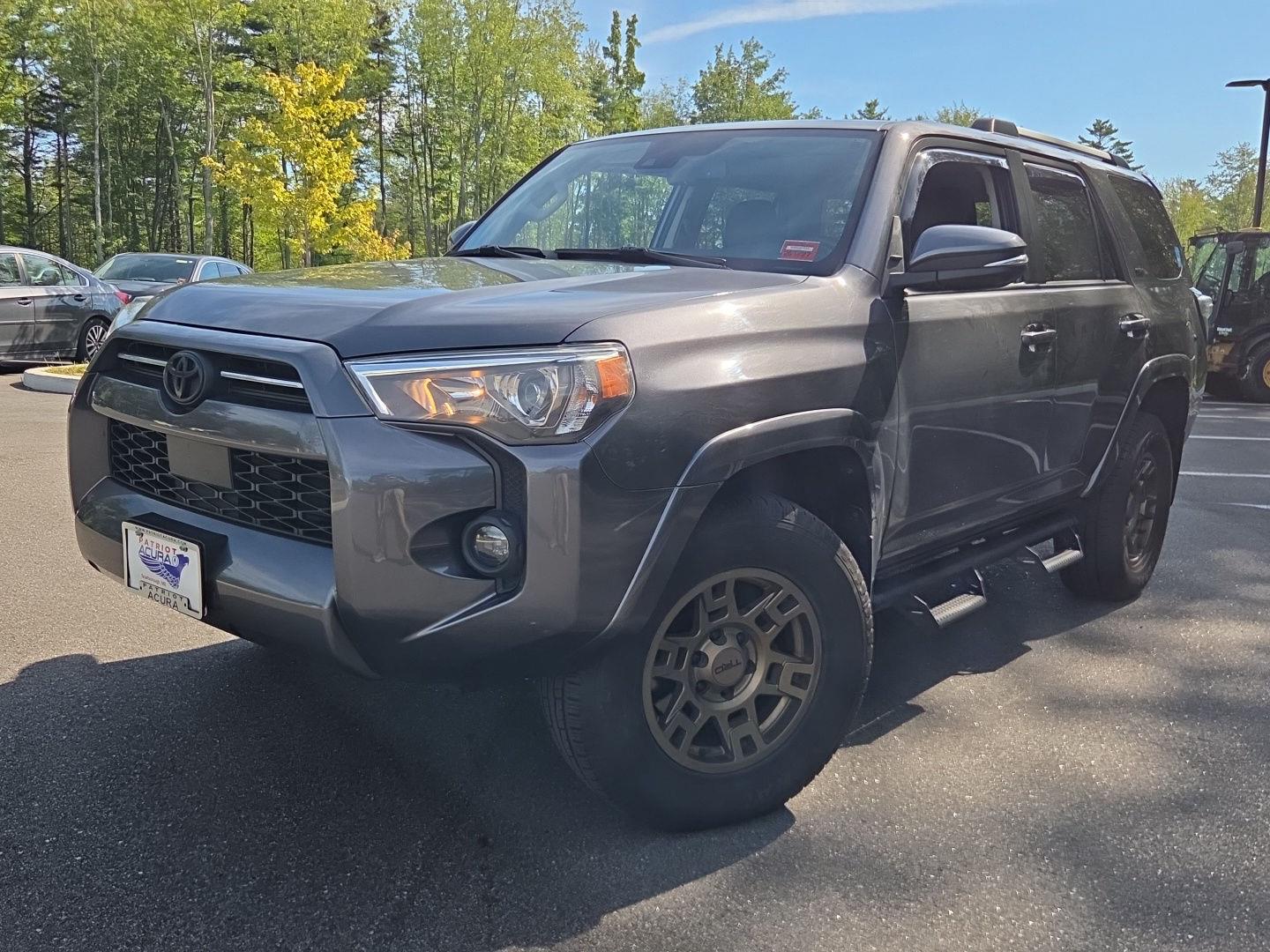 Magnetic Gray Metallic 2022 Toyota 4Runner SUV / Crossover Four-Wheel Drive Automatic