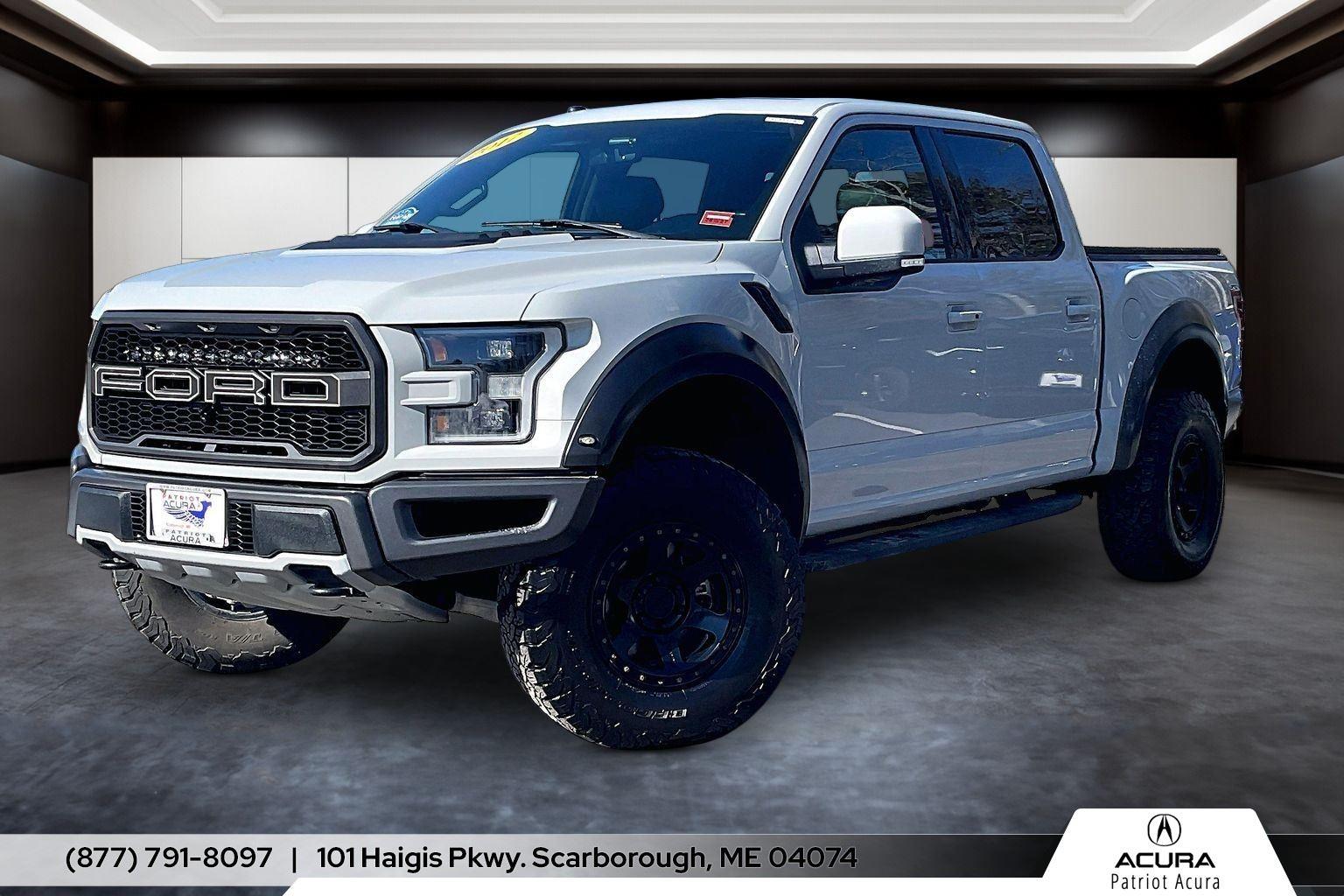 2017 Ford F-150 Raptor SuperCrew 4WD