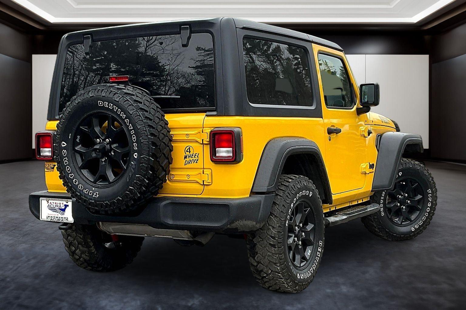 View vehicle photo 2