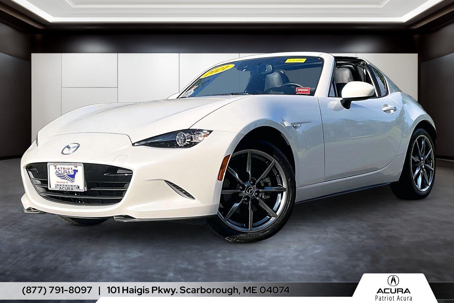 Snowflake White Pearl Mica 2021 Mazda MX-5 Miata Convertible Rear-Wheel Drive Manual