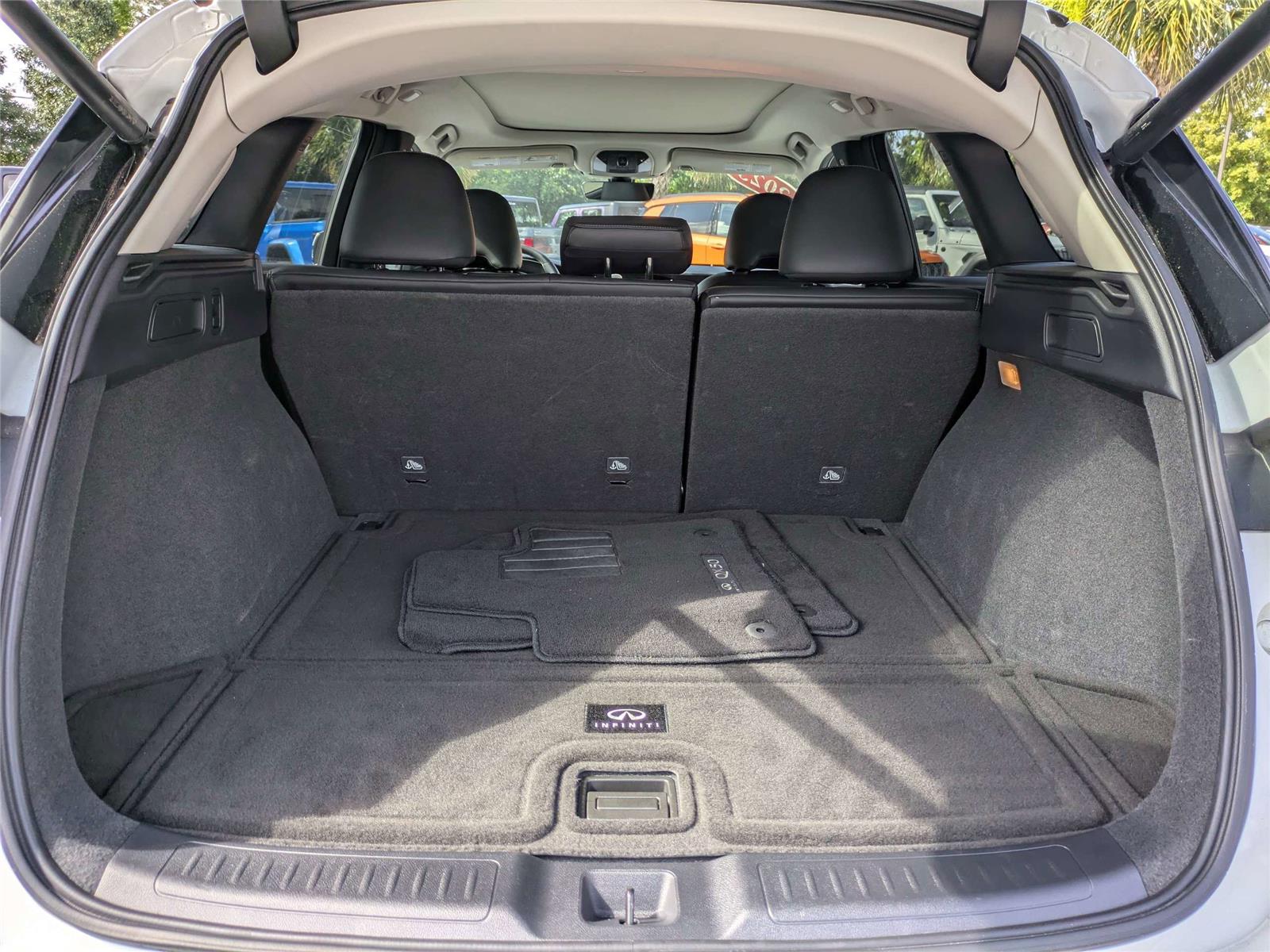 Used 2023 Infiniti QX50 SUV