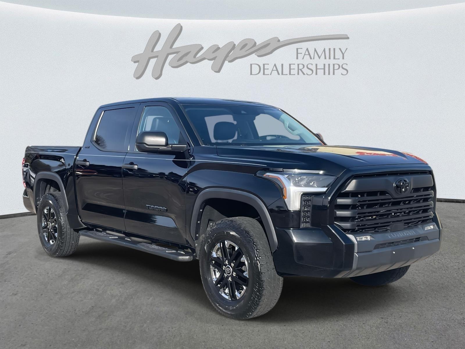 2022 Toyota Tundra SR5 CrewMax Cab 4WD