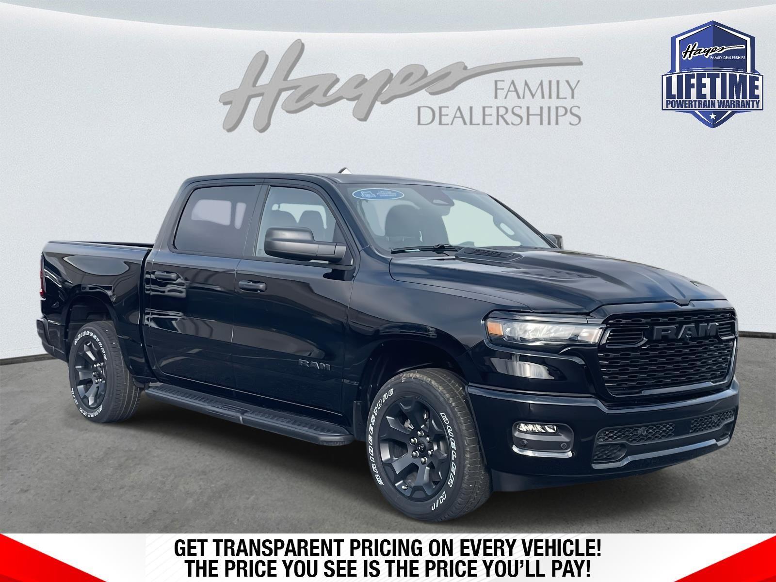 Diamond Black Crystal Pearlcoat 2026 RAM 1500 Express Crew Cab 4WD Pickup Truck Four-Wheel Drive 8-Speed Automatic