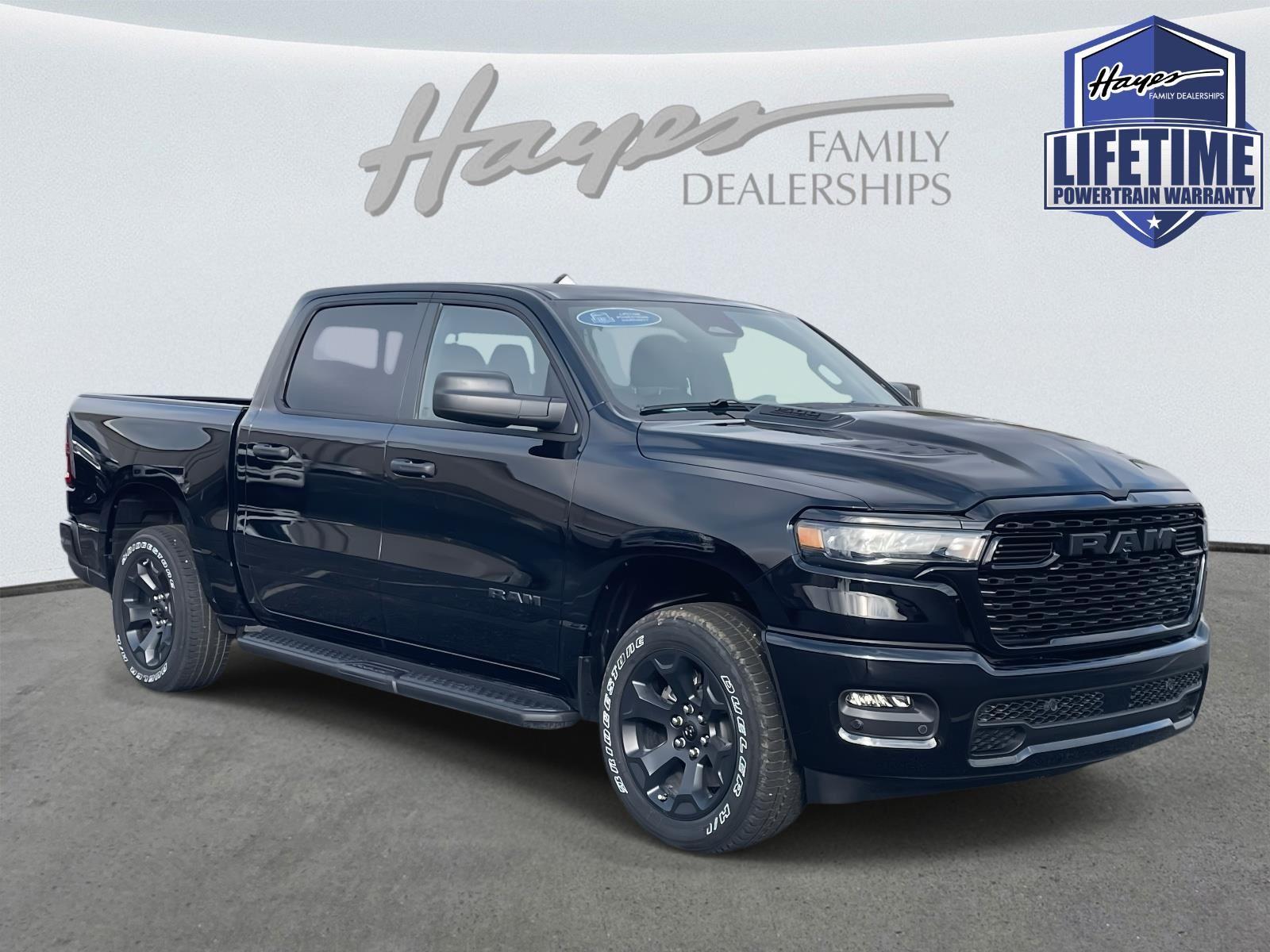 2026 RAM 1500 Express Crew Cab 4WD