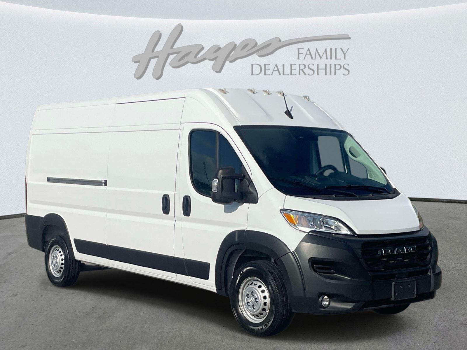 Bright White Clearcoat 2025 RAM ProMaster 2500 Tradesman 159 High Roof Cargo Van FWD Van Front-Wheel Drive 9-Speed Automatic