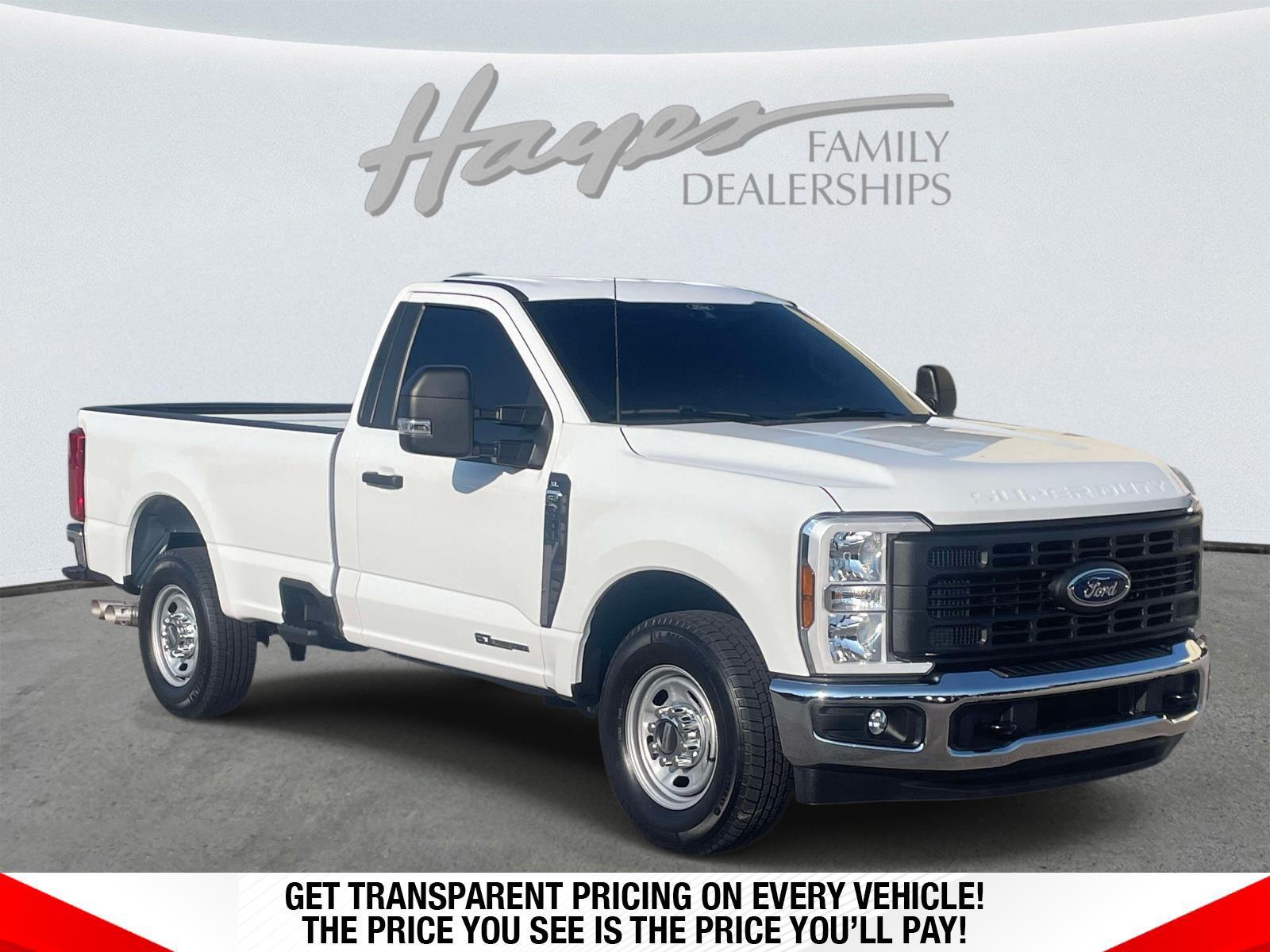 Oxford White 2025 Ford F-250 Super Duty Pickup Truck 4X2 Automatic