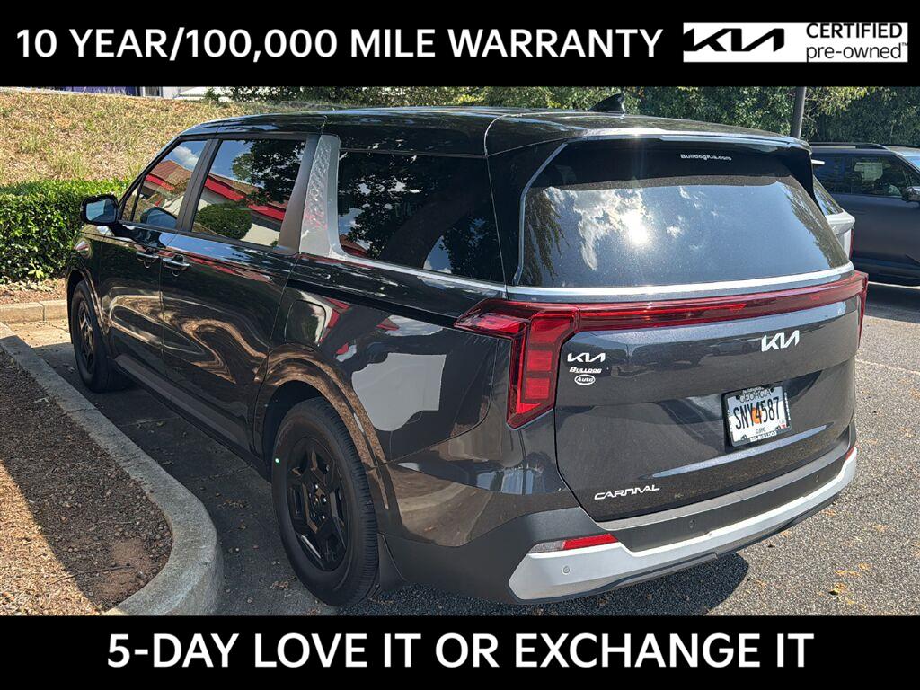 Used 2026 Kia Carnival Van