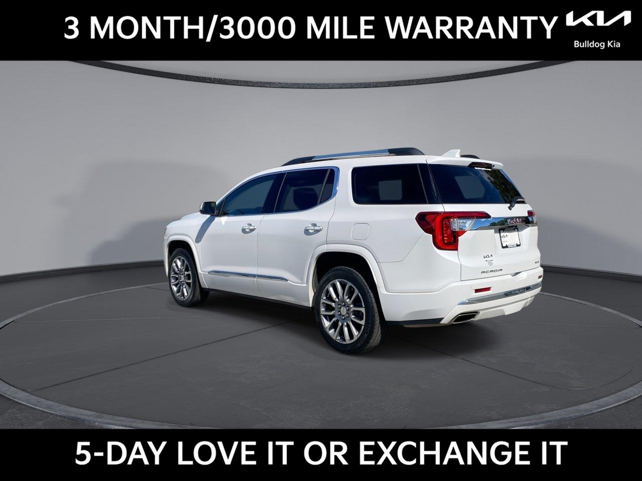Used 2023 GMC Acadia Sedan