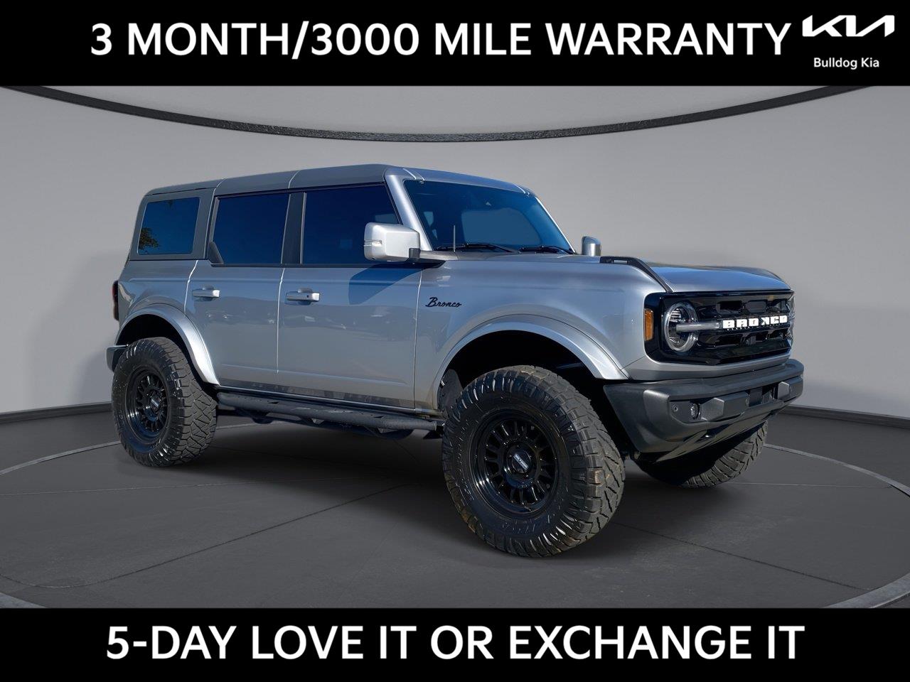 Iconic Silver 2024 Ford Bronco SUV / Crossover Four-Wheel Drive Automatic
