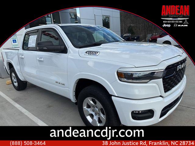 Bright White Clearcoat 2025 RAM 1500 Big Horn Crew Cab 4WD Pickup Truck Four-Wheel Drive 8-Speed Automatic