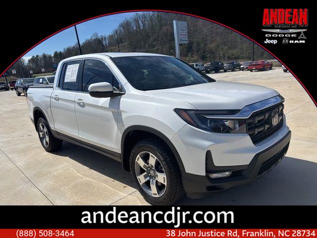 Platinum White Pearl 2024 Honda Ridgeline RTL AWD Pickup Truck All-Wheel Drive 9-Speed Automatic