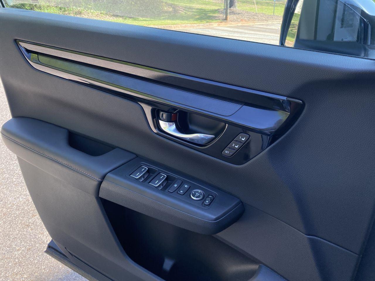Used 2025 Honda CR-V Hybrid SUV