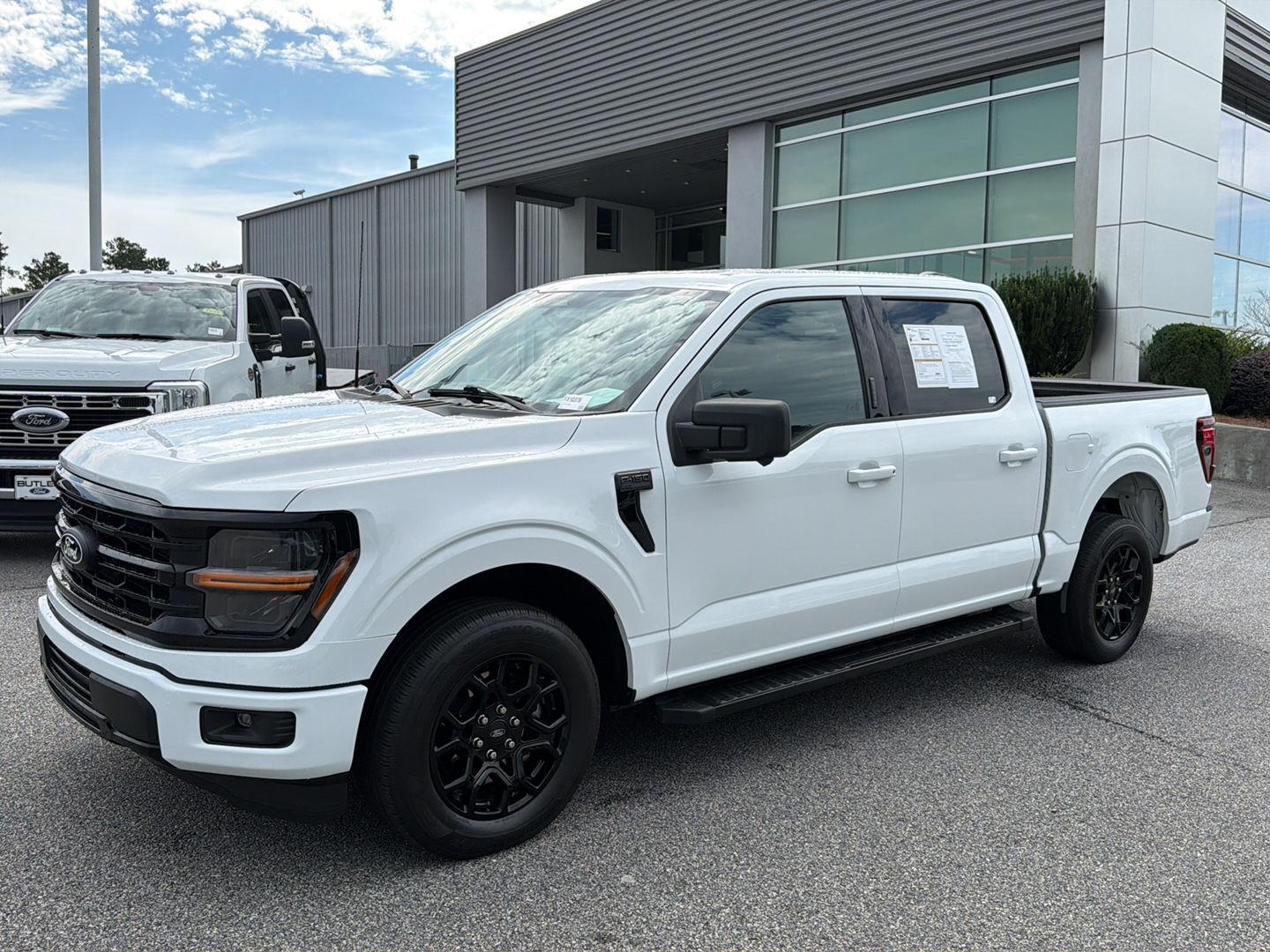 2024 Ford F-150 XLT SuperCrew RWD